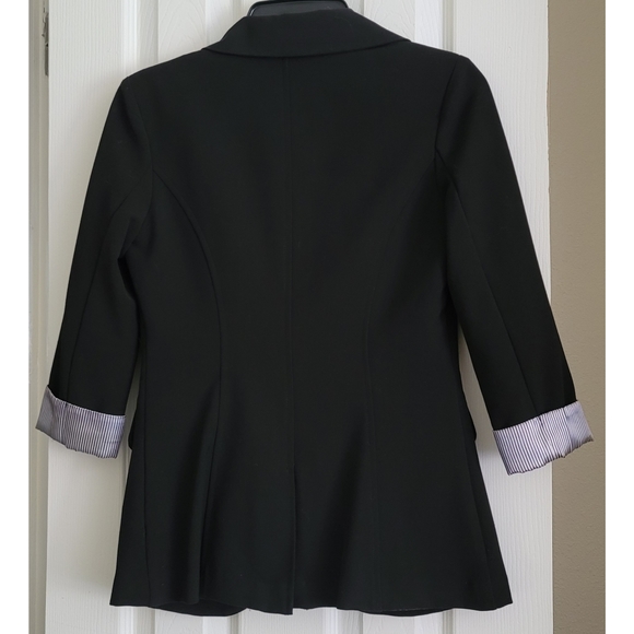 iZ Buyer Blazer - Picture 2 of 3